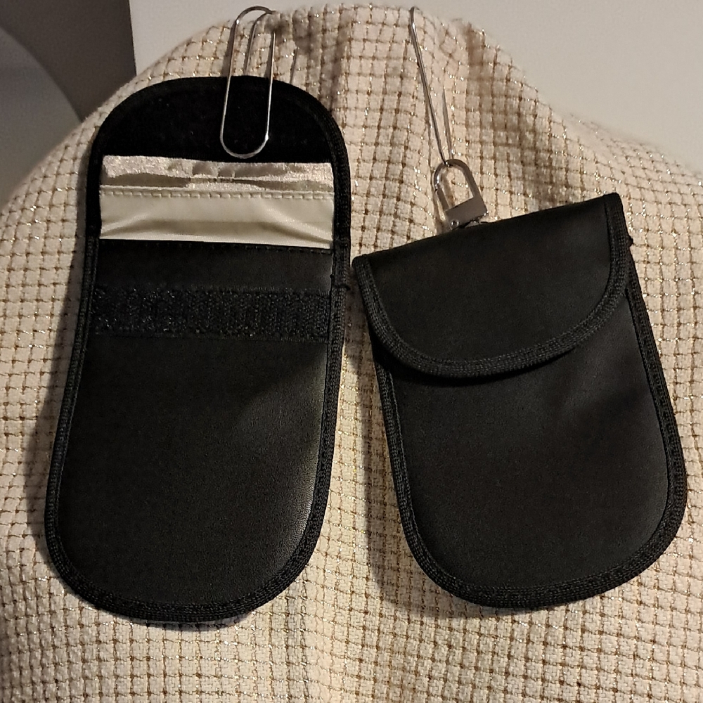 Black Nylon Travel Pouch Set with Clip